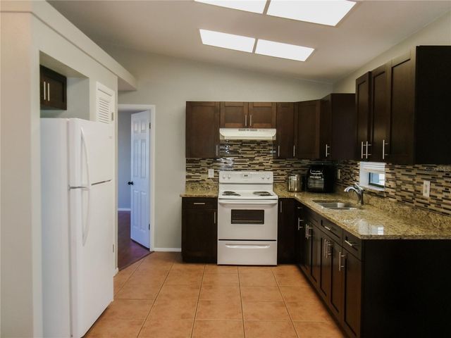 5364 DELTONA BOULEVARD, Spring Hill, FL 34606