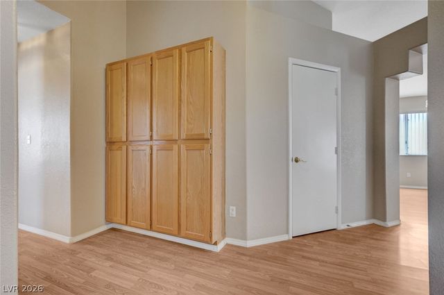 9124 Green Frost Drive, Las Vegas, NV 89129