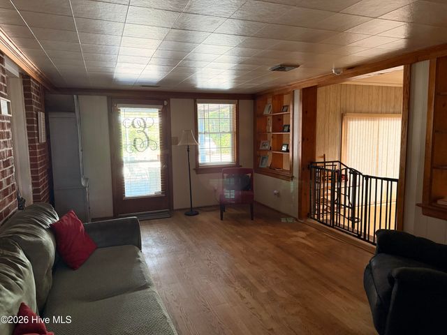 3899 Nc Highway 58 N, Trenton, NC 28585