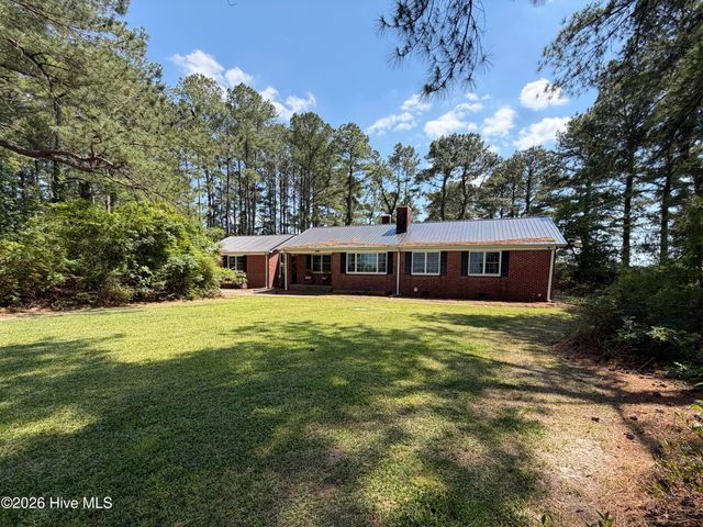 3899 Nc Highway 58 N, Trenton, NC 28585