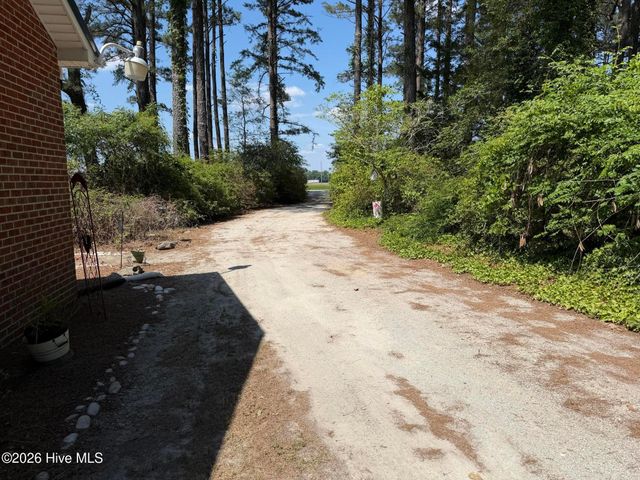 3899 Nc Highway 58 N, Trenton, NC 28585