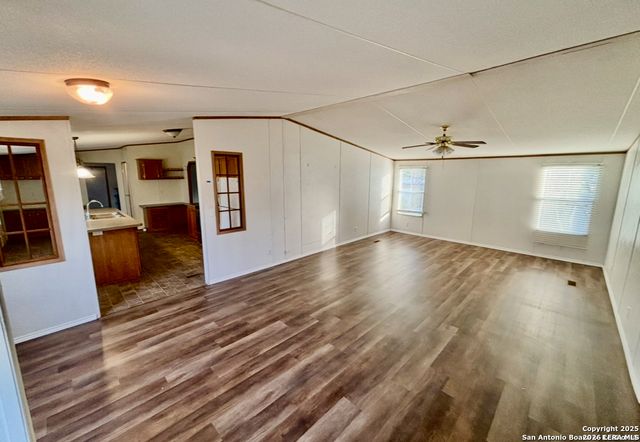 1118 wild Persimmon, San Antonio, TX 78245