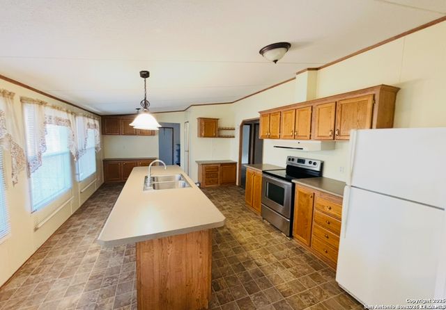 1118 wild Persimmon, San Antonio, TX 78245