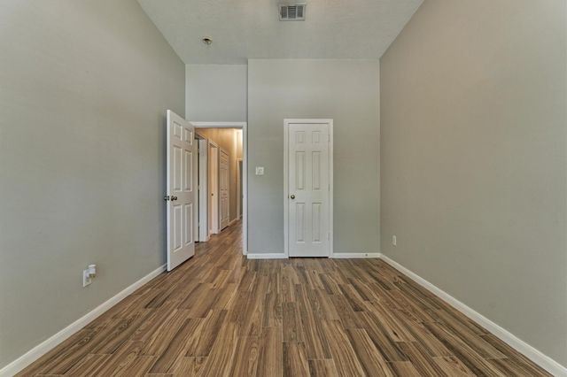 11118 Creekline Meadow Court, Cypress, TX 77429