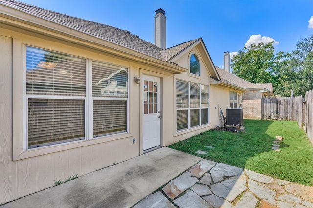 11118 Creekline Meadow Court, Cypress, TX 77429