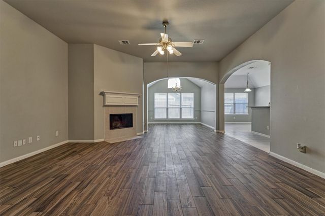 11118 Creekline Meadow Court, Cypress, TX 77429