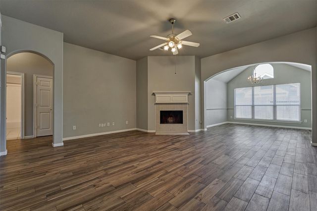 11118 Creekline Meadow Court, Cypress, TX 77429