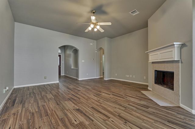 11118 Creekline Meadow Court, Cypress, TX 77429