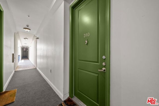 6938 Laurel Canyon Boulevard 310, North Hollywood, CA 91605
