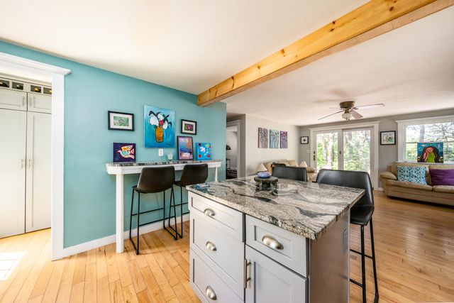 110 Wixom Avenue, Wellfleet, MA 02667
