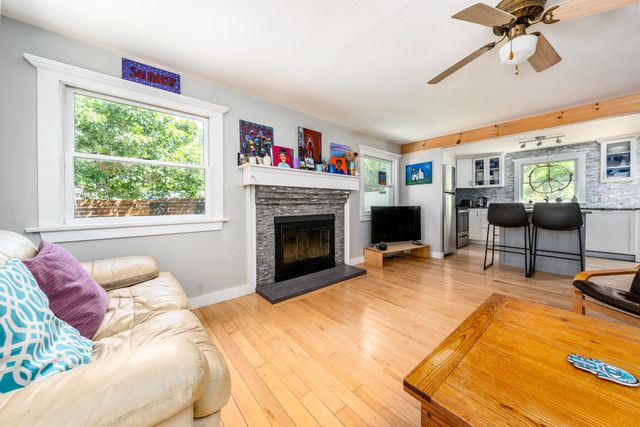 110 Wixom Avenue, Wellfleet, MA 02667