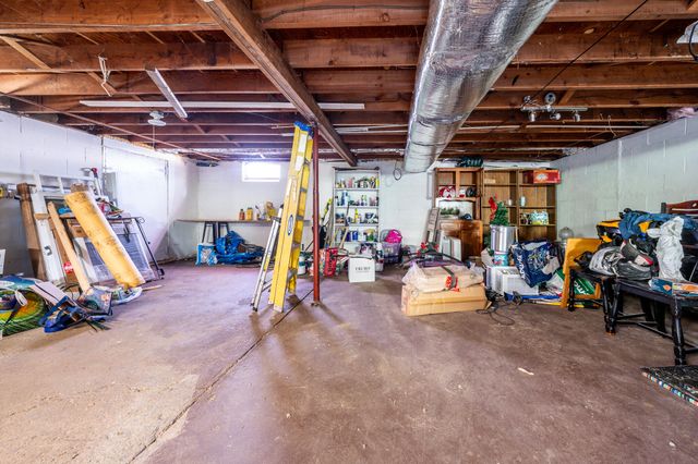 110 Wixom Avenue, Wellfleet, MA 02667