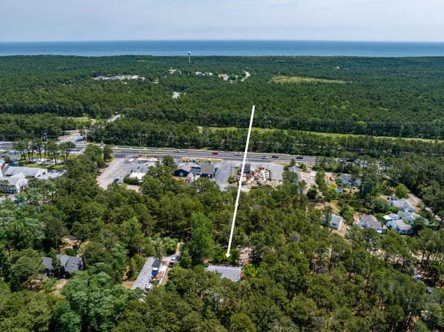 110 Wixom Avenue, Wellfleet, MA 02667