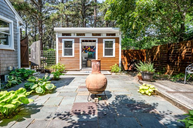 110 Wixom Avenue, Wellfleet, MA 02667