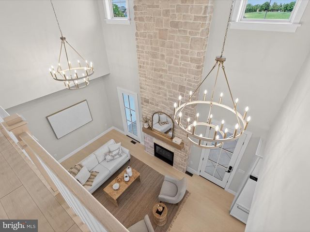 297 SARSEN DR, Lititz, PA 17543