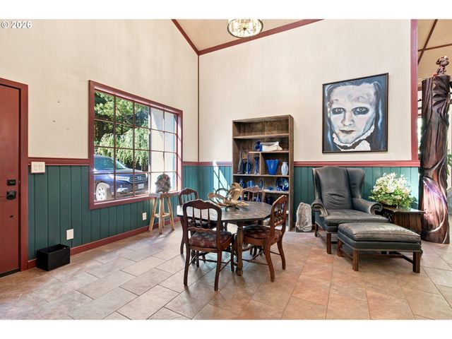 33195 Se HIGHWAY 224, Estacada, OR 97023