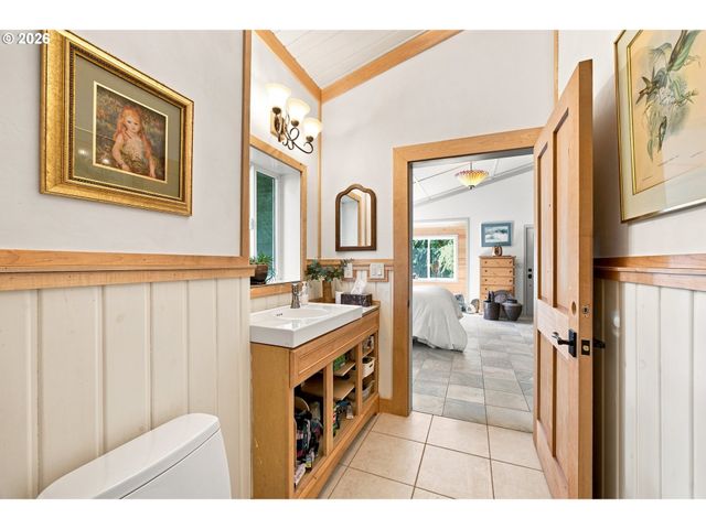 33195 Se HIGHWAY 224, Estacada, OR 97023