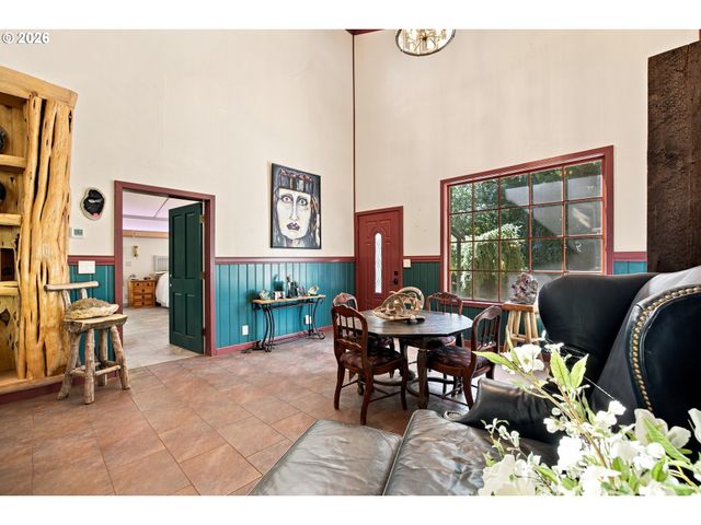 33195 Se HIGHWAY 224, Estacada, OR 97023