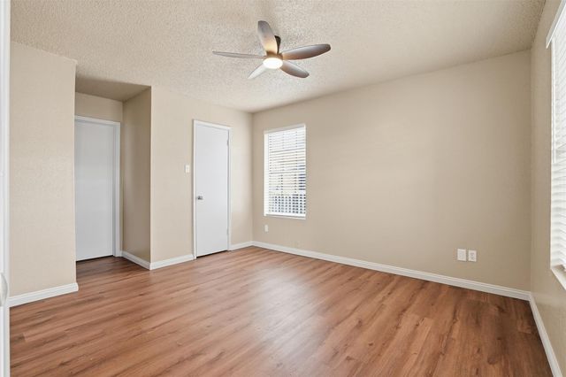 2750 Holly Hall Street 506, Houston, TX 77054