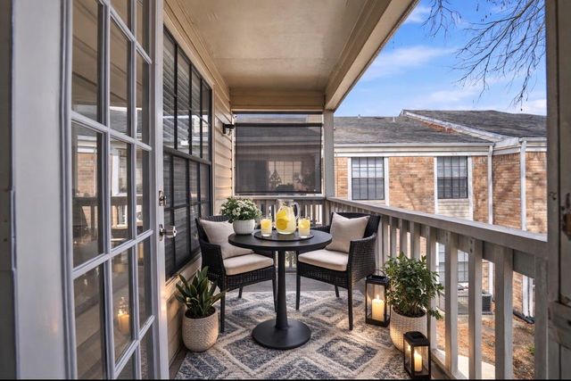 2750 Holly Hall Street 506, Houston, TX 77054