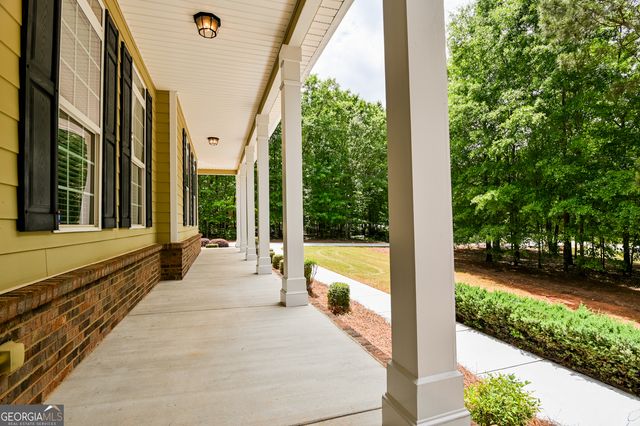 35 Nicklaus Circle, Social Circle, GA 30025