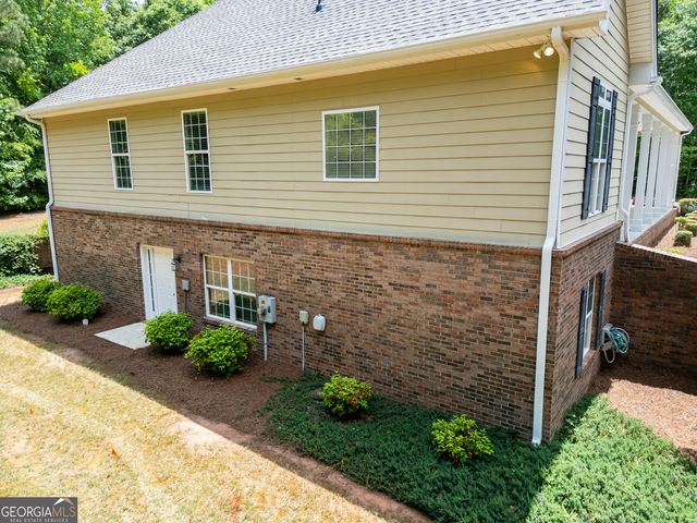 35 Nicklaus Circle, Social Circle, GA 30025