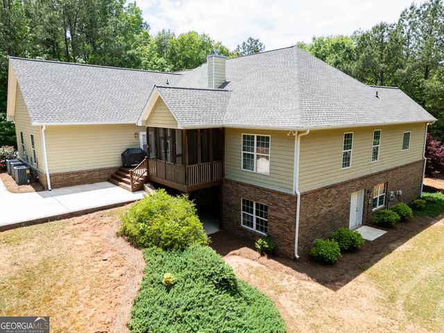 35 Nicklaus Circle, Social Circle, GA 30025