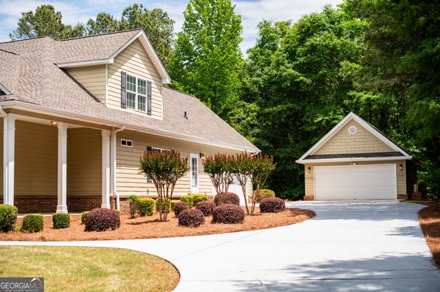 35 Nicklaus Circle, Social Circle, GA 30025