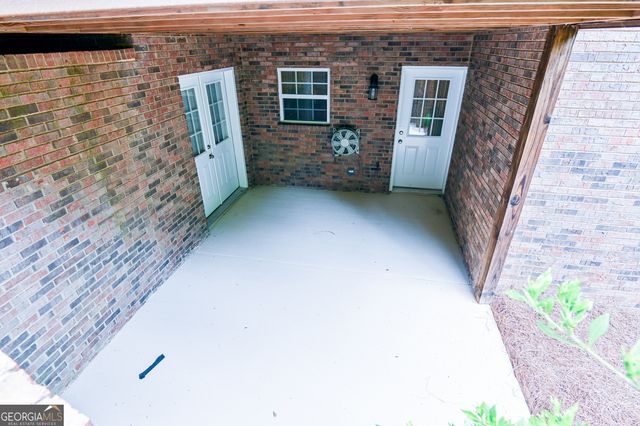 35 Nicklaus Circle, Social Circle, GA 30025