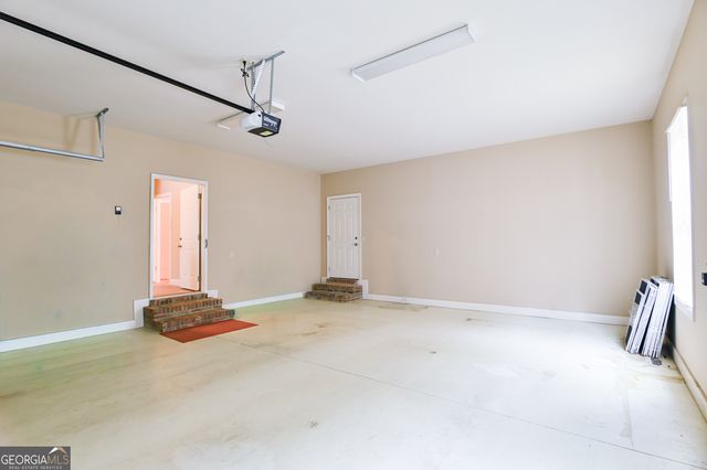 35 Nicklaus Circle, Social Circle, GA 30025