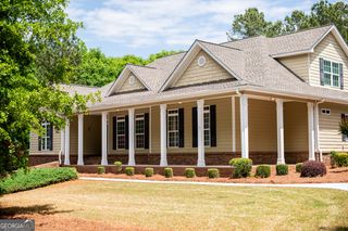 35 Nicklaus Circle, Social Circle, GA 30025