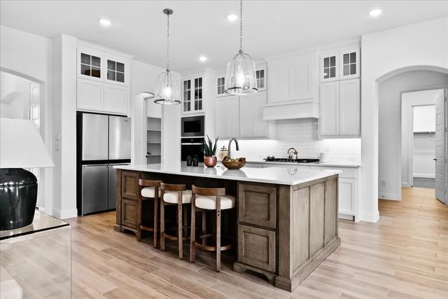 1000 Brock Heights Court, Brock, TX 76087