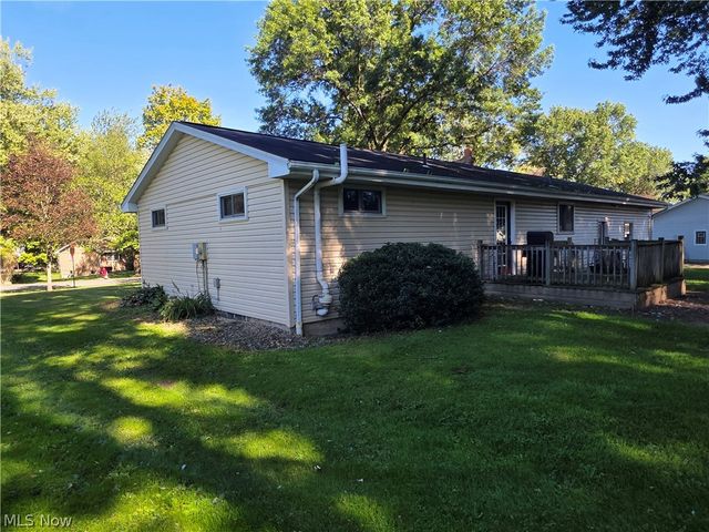 46429 Dogwood Circle, New Waterford, OH 44445