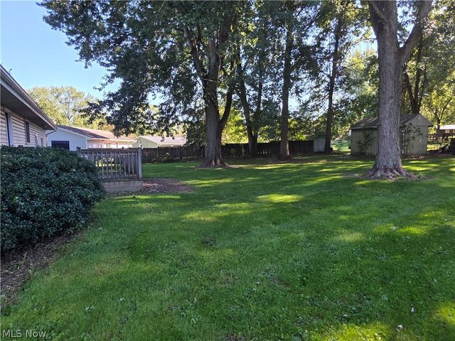 46429 Dogwood Circle, New Waterford, OH 44445