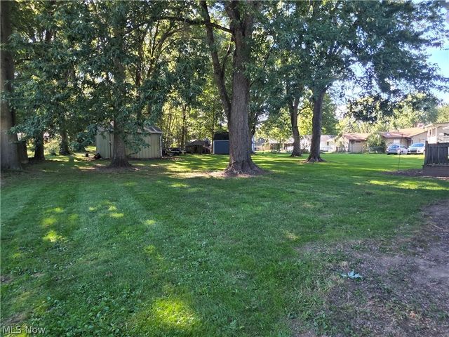 46429 Dogwood Circle, New Waterford, OH 44445