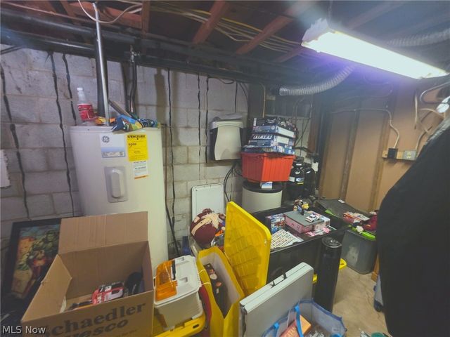 46429 Dogwood Circle, New Waterford, OH 44445