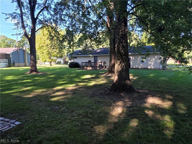 46429 Dogwood Circle, New Waterford, OH 44445