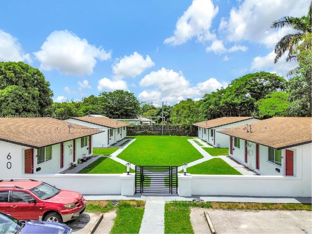 60 NW 161st St, Miami, FL 33169