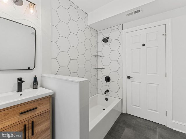 4241 PECHIN ST, Philadelphia, PA 19128