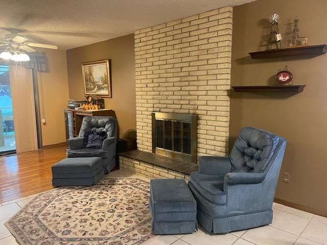 1413 N Westfield Ct, Wichita, KS 67212