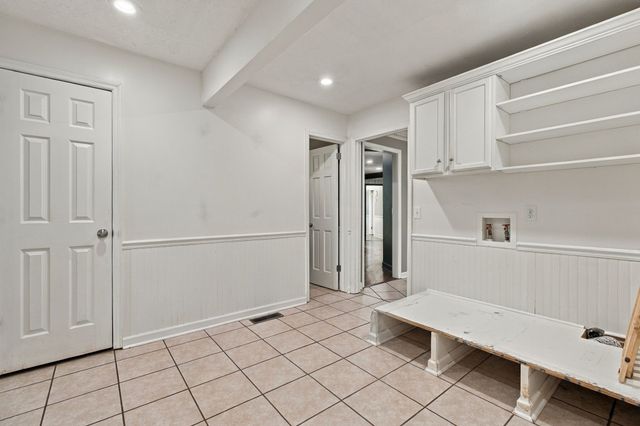 200 Graystone Dr, Gallatin, TN 37066