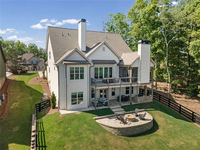 7350 Crestline Drive, Dawsonville, GA 30534