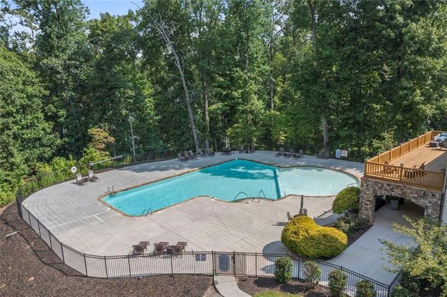7350 Crestline Drive, Dawsonville, GA 30534