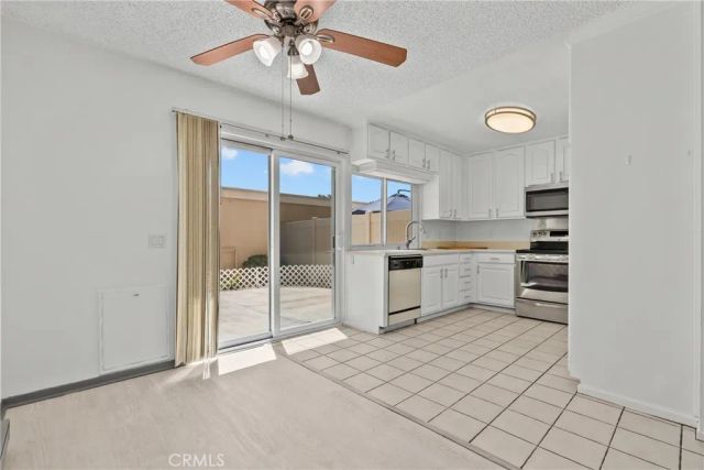2901 S Sycamore B, Santa Ana, CA 92707