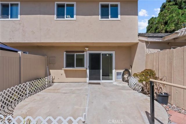 2901 S Sycamore B, Santa Ana, CA 92707