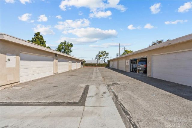 2901 S Sycamore B, Santa Ana, CA 92707