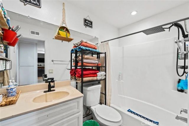 9087 Rosecrest, Fontana, CA 92335