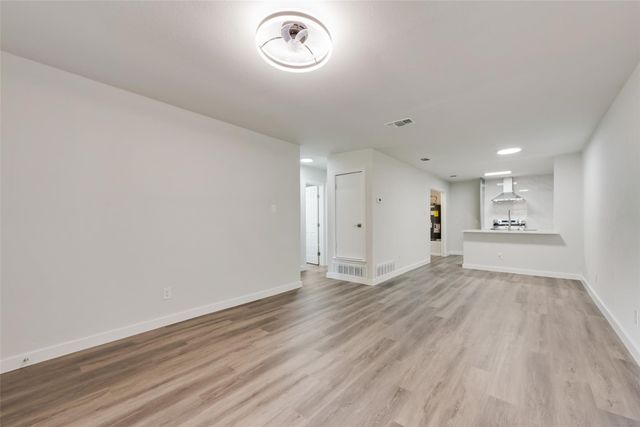 1000 S Mary Street, Arlington, TX 76010