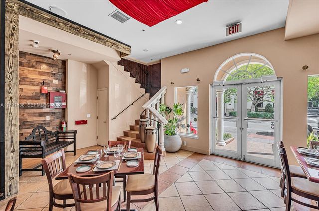 223 Valencia Ave, Coral Gables, FL 33134