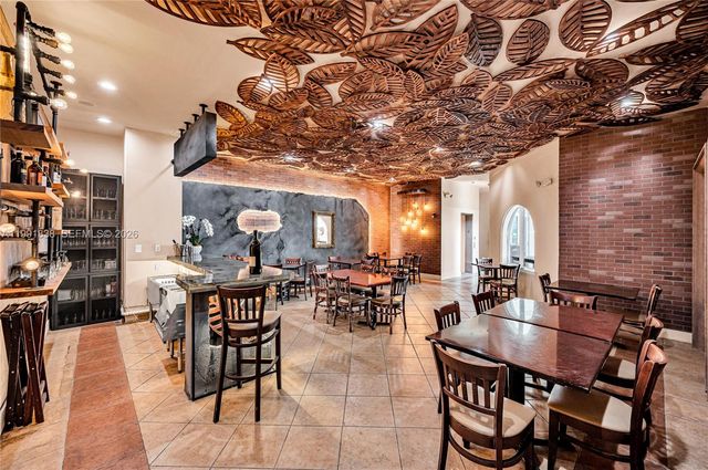 223 Valencia Ave, Coral Gables, FL 33134